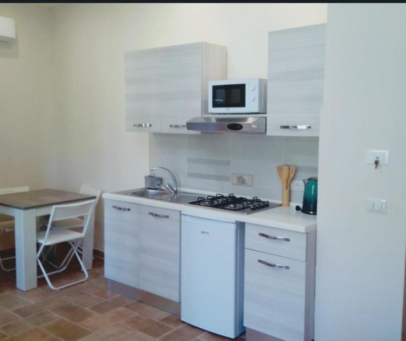 Hotel Il Sentiero Di Leano Terracina Habitación foto